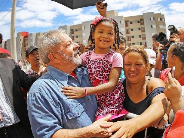 Lula vai reinstaurar Minha Casa, Minha Vida entregando mais de 5,8 mil unidades habitacionais