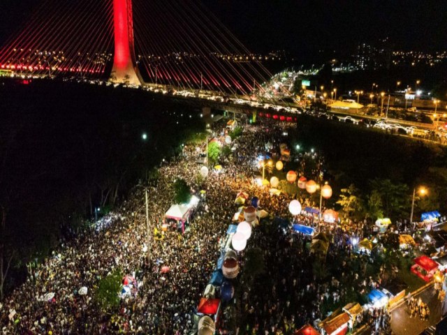 Corso de Teresina ter tradicional desfile de caminhes e shows com 16 atraes musicais