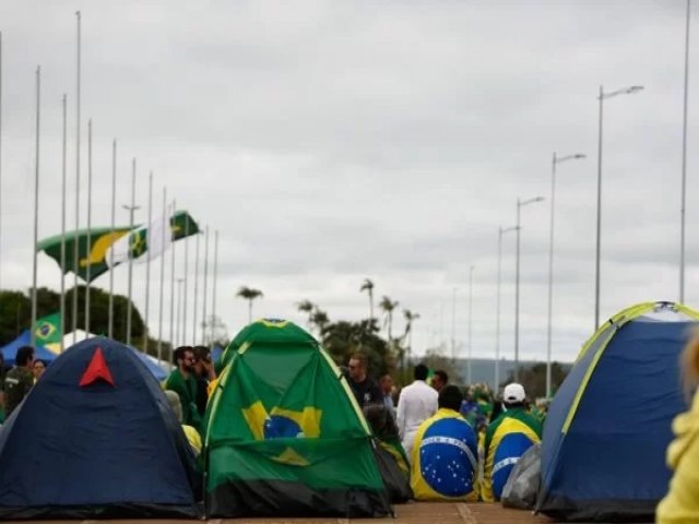 MPF pede que Exrcito proba acampamentos em frente a quartis