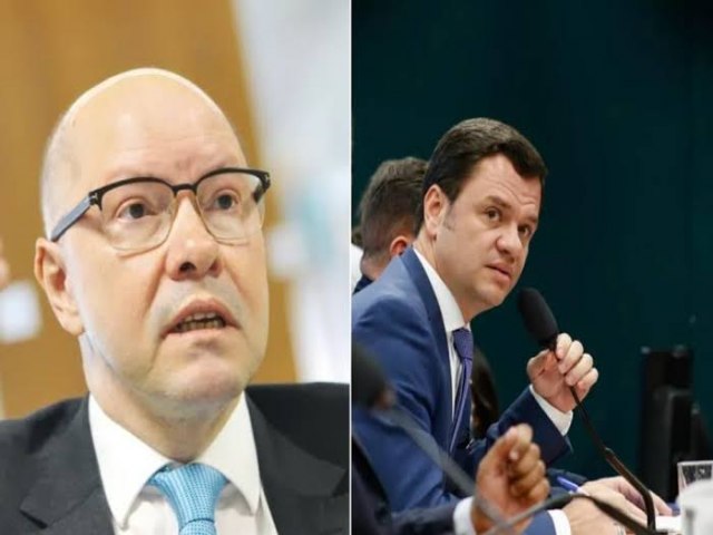 Advogados de Anderson Torres renunciam e abrem mo da defesa do caso