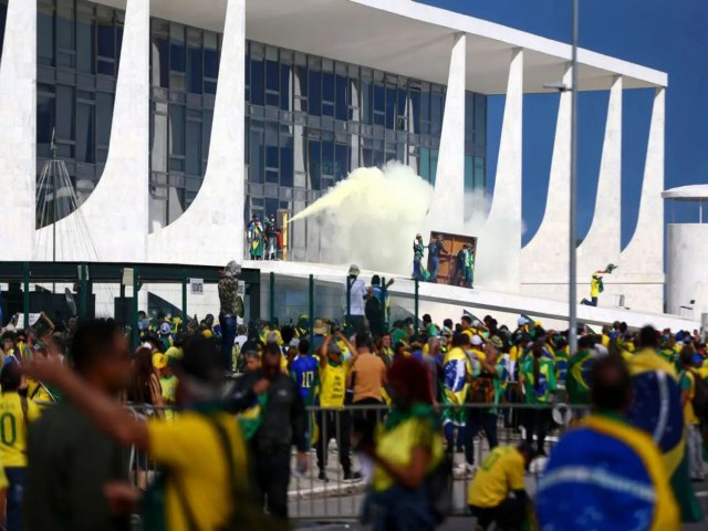 Operao Lesa Ptria: PF busca mais trs suspeitos de participao em ataques terroristas em Braslia