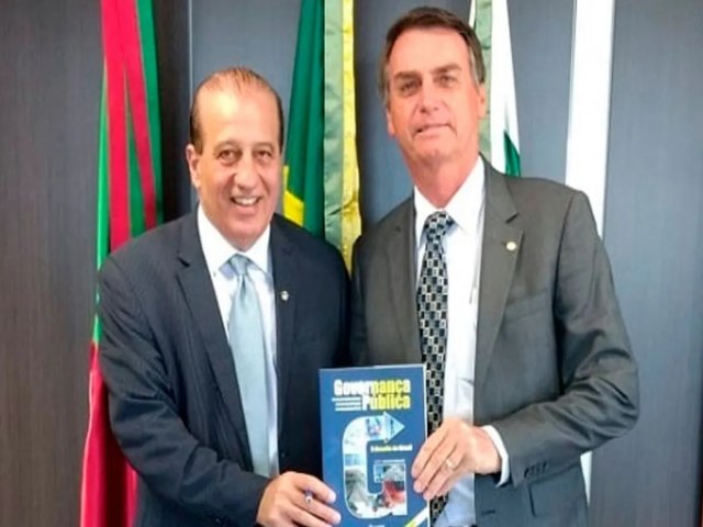 TCU deve reverter deciso de Nardes e mandar Bolsonaro devolver joias ilegais