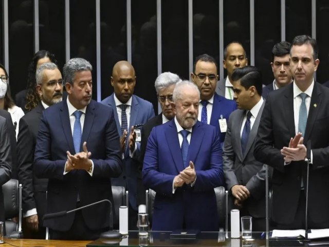 Lula convida parlamentares do PP, PSDB e Podemos para viagem  China; veja a lista