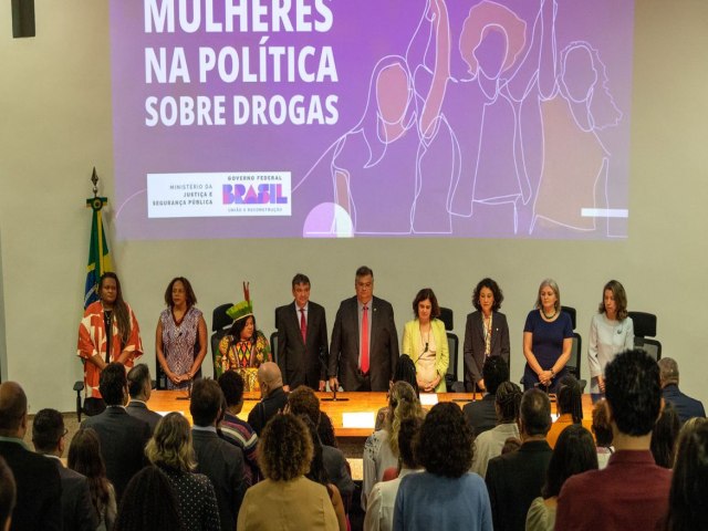 Nova poltica antidrogas inclui proteo e acesso a direitos da mulher