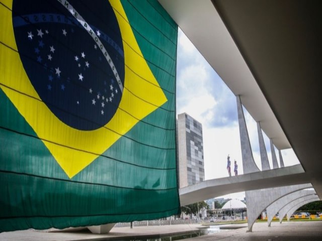 Aps ataque criminoso, governo promete medidas para promover cultura de paz