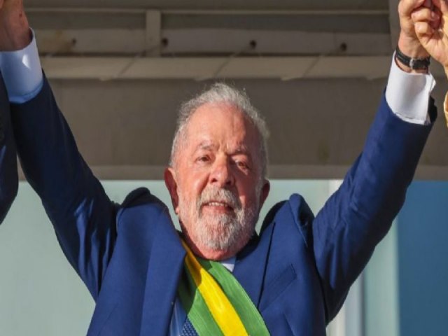 H 5 anos Lula era preso: 