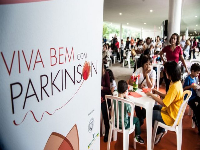 Hoje  Dia: conscientizao sobre Parkinson  destaque da semana