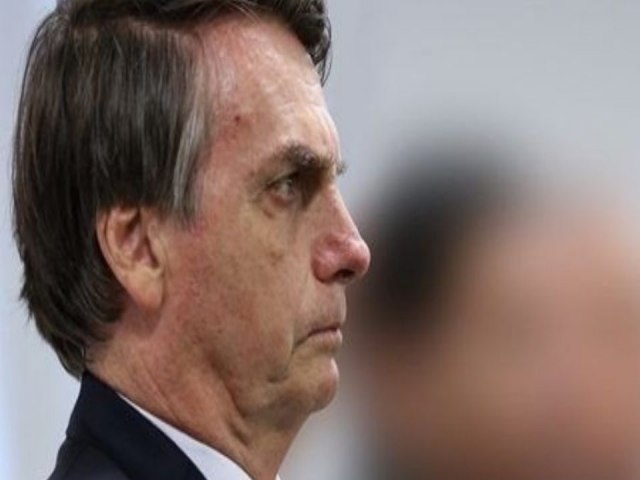 Bolsonaro  considerado culpado por 46% dos brasileiros no caso das joias, diz Quaest