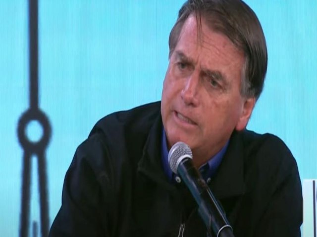 Com medo da polcia, Bolsonaro apaga at OK em trocas de mensagens por celular