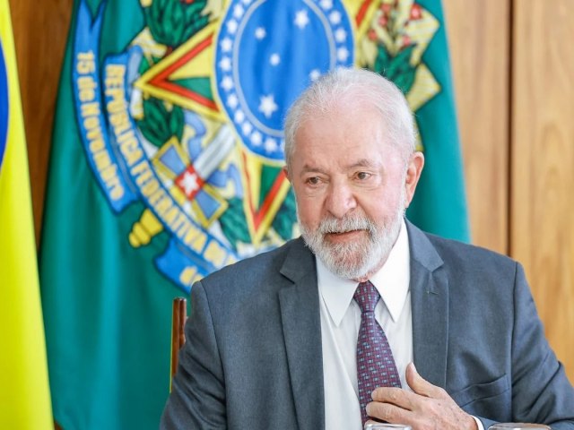 Governo Lula abre 9.450 novas vagas para concursos pblicos e processo seletivo