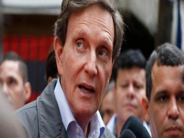 Crivella tem mandato de deputado cassado,  multado e fica inelegvel