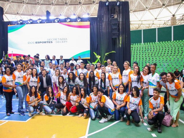 Cerca de 2.300 estudantes participam da abertura dos Jogos Escolares no Piau