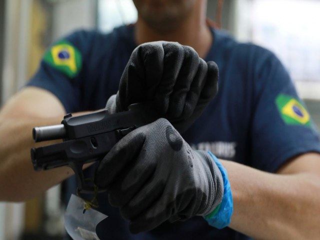 STF barra compra de armas para uso pessoal, suspendendo decretos de Bolsonaro