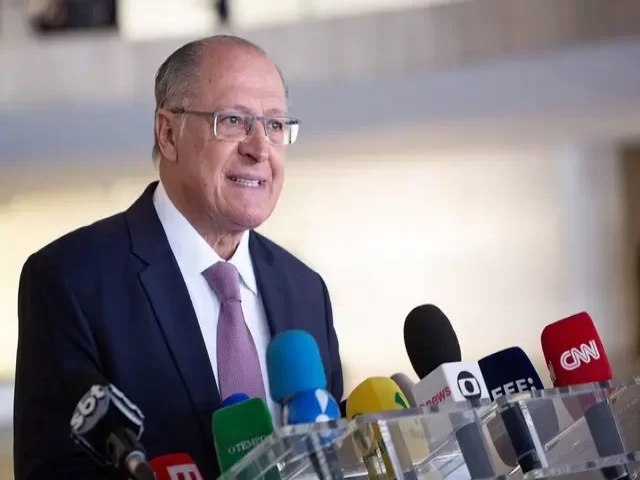 Alckmin prepara anncio de investimentos de R$ 727 milhes na Zona Franca de Manaus