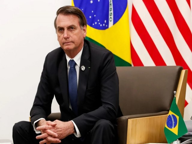 Bolsonaro movimentou R$ 800 mil antes de viajar aos Estados Unidos, diz Coaf