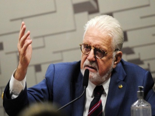 Com nova poltica do Governo Lula, piso do salrio mnimo pode ir a R$ 1.421 em 2024