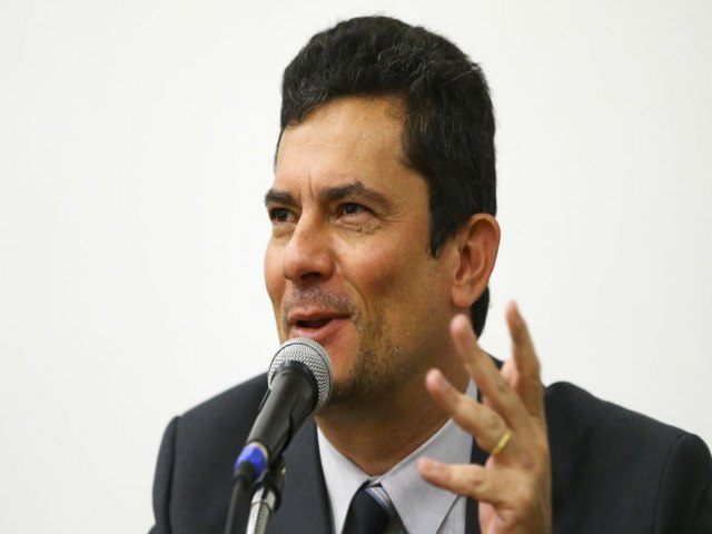 Moro faz chantagem para tentar salvar mandato, assim como na festa da cueca, diz Tony Garcia