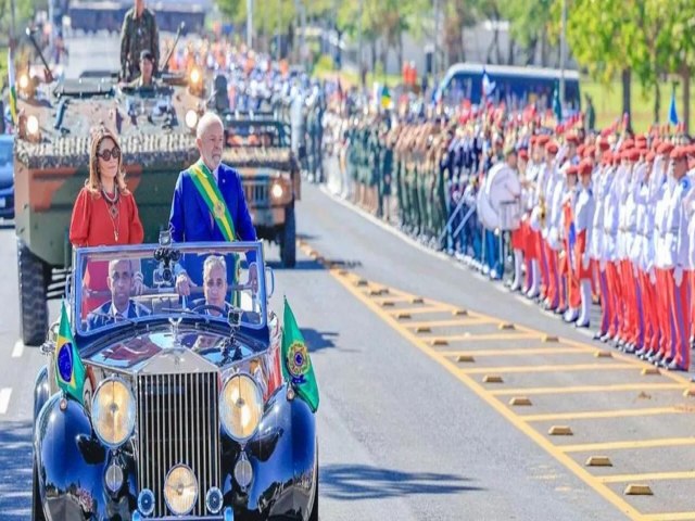 Lula exalta 7 de Setembro tranquilo como show de democracia, soberania e unio