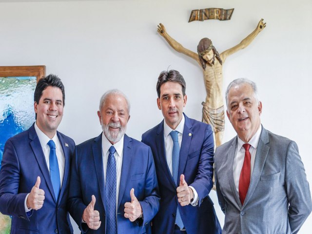 Presidente Lula d posse a trs ministros e cria ministrio para pequena empresa