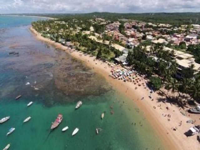 Gerente de famosa loja de roupa  acusada de racismo em praia turstica na Bahia