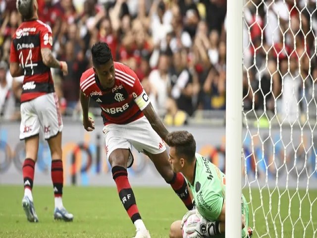 Flamengo vence o Vasco por 1 x 0 e assume a segunda colocao do Brasileiro