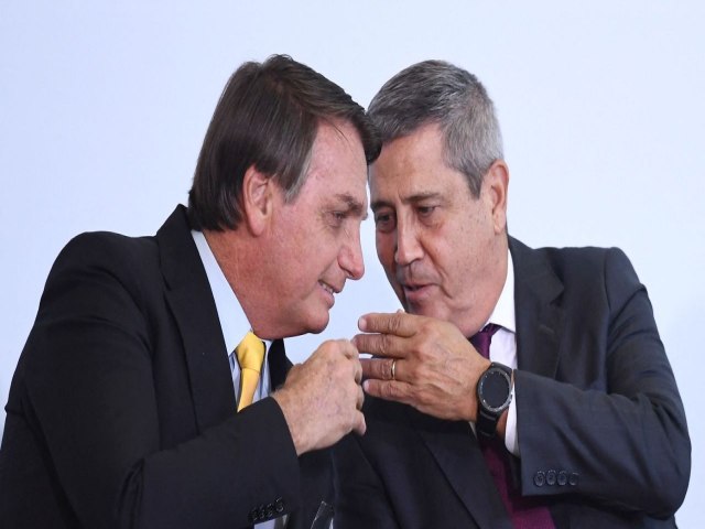 Inelegibilidade: saiba quais so as nove aes eleitorais que Bolsonaro ainda responde