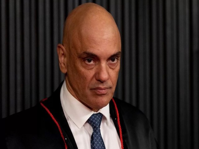 Ministro Alexandre de Moraes vota para condenar mais 5 rus pelos atos do 8/1