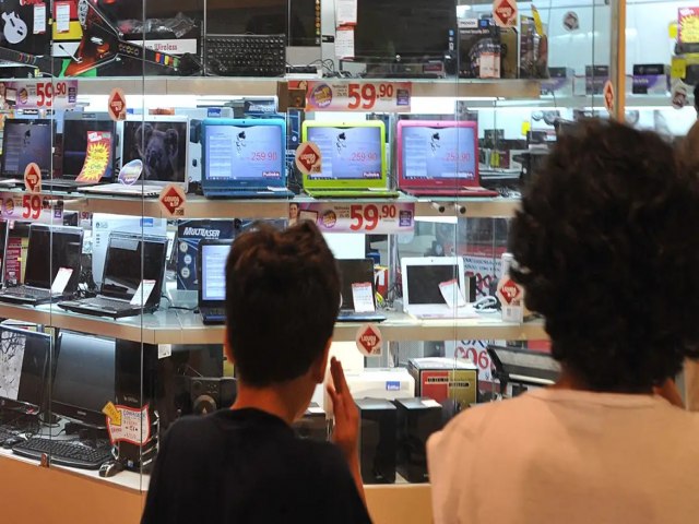 CNC: Com menos inflao, comrcio espera recorde de vendas na Black Friday