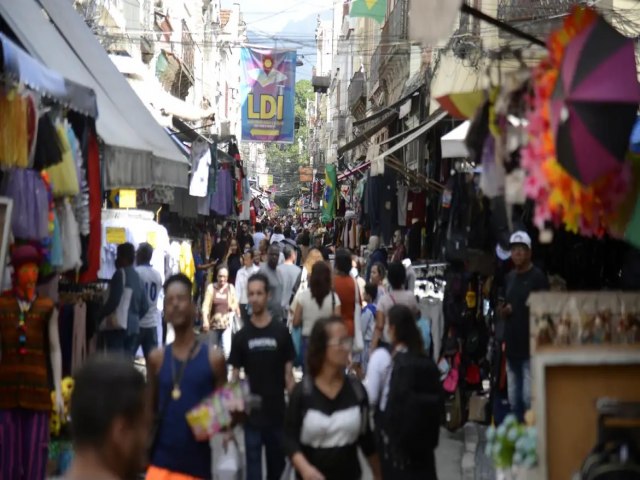 Governo Federal revoga portaria sobre trabalho do comrcio nos feriados