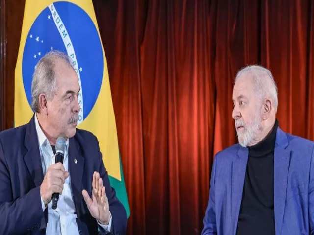 Bolsonaro quis eliminar o BNDES, que est sendo resgatado pelo presidente Lula, diz Mercadante