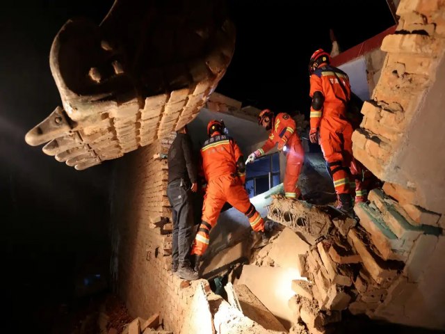 ltimos corpos so encontrados duas semanas aps terremoto mais srio na China em uma dcada