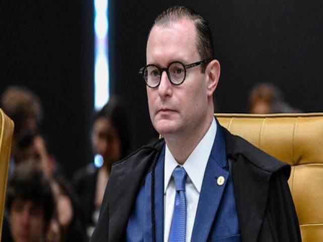 Ministro Zanin ser relator do recurso que pode reverter inelegibilidade de Bolsonaro