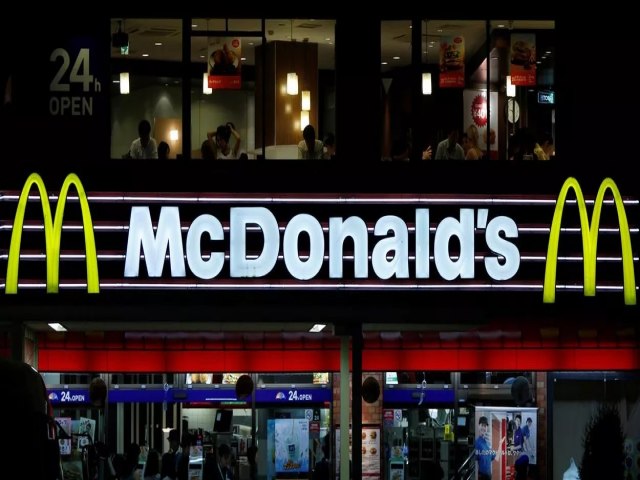 Boicote contra o McDonald's por apoio a Israel atinge finanas da empresa