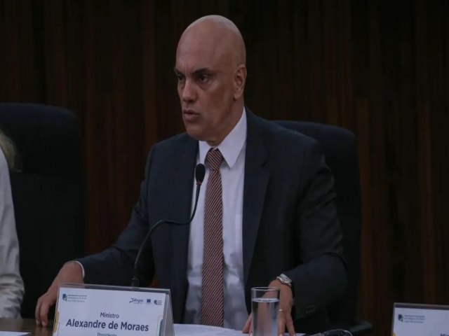 8 de janeiro: Moraes vota por tornar rus membros da cpula da PM do DF