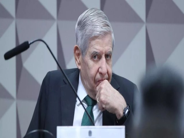 PF apreende agenda de general Heleno com anotaes golpistas escritas de prprio punho