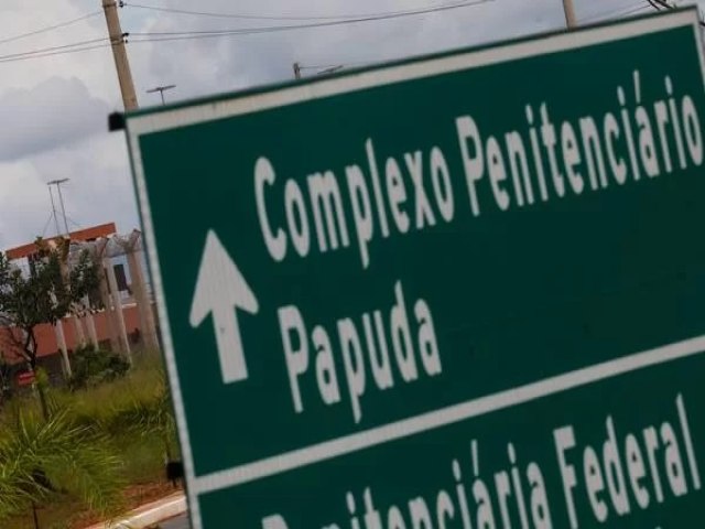 CADEIA NELES: Bloco do Golpe sada o povo e pede passagem para a Papuda