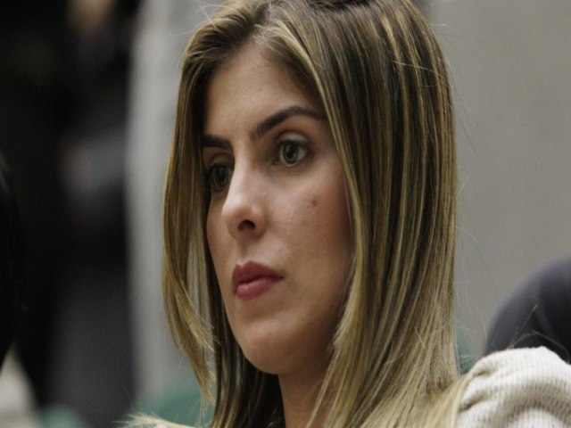 Quem  Andressa Mendona, ex-mulher que ameaa contar podres de senador bolsonarista