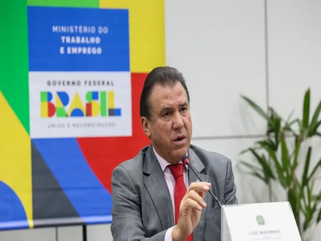 Empresa que omitir dados sobre igualdade salarial ser fiscalizada, adverte ministro