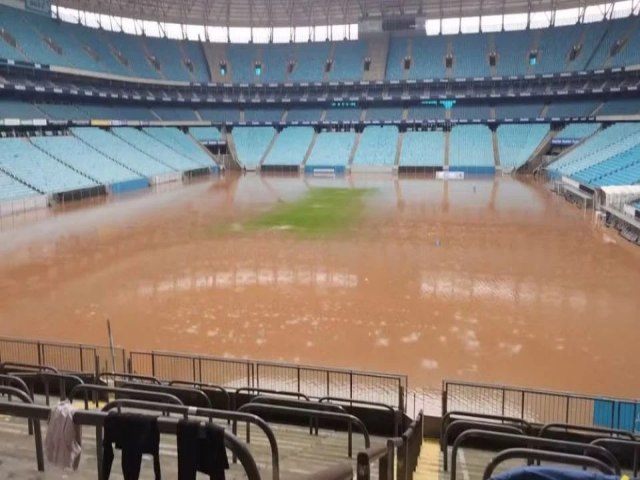 Arena do Grmio inundada pelo Rio Guaba  saqueada aps desastres no RS