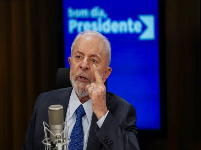 Presidente Lula exalta trabalho de voluntrios no RS e condena fake news