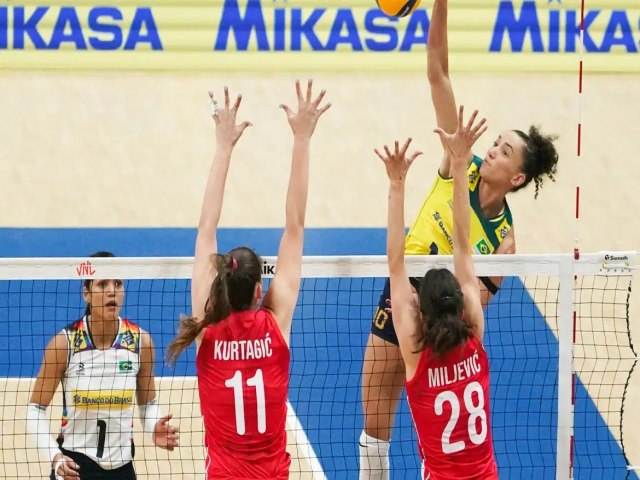 No volei, Seleo do Brasil encerra 1 semana da LNF com aproveitamento perfeito