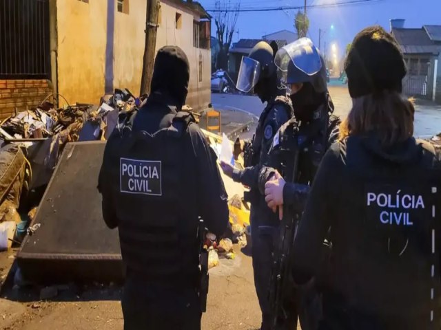 Nove envolvidos em furtos e roubos em enchentes so presos no Rio Grande do Sul