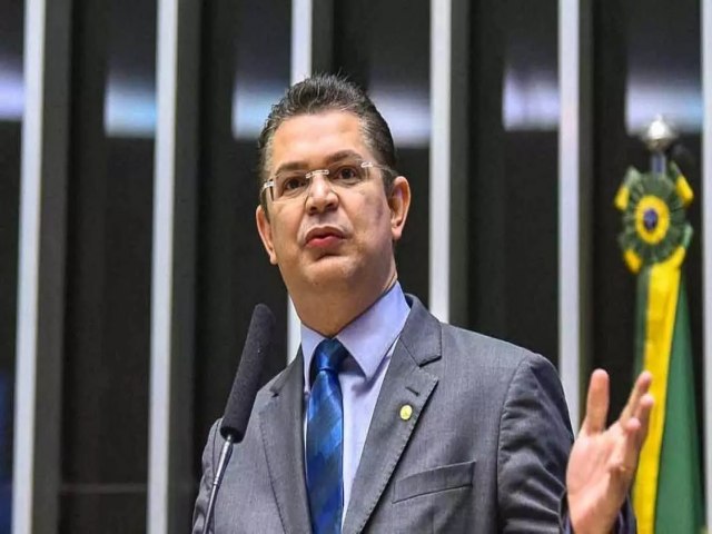 Mdicos dizem que deputado bolsonarista fantasiou caso de aborto para criar PL do estupro