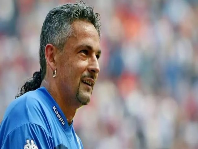  dolo do futebol, Roberto Baggio  agredido e tem manso assaltada na Itlia