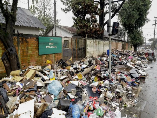 Auxlio Reconstruo RS: 182 prefeituras ainda no cadastraram famlias