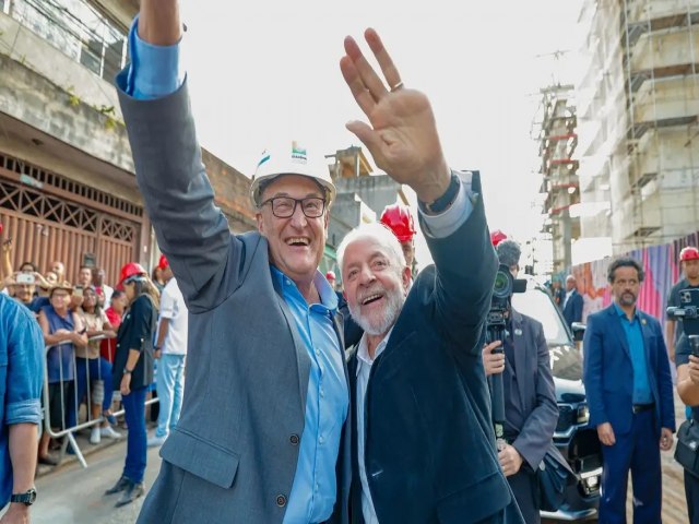 Presidente Lula defende parceria com prefeitos e cobra projetos para obras