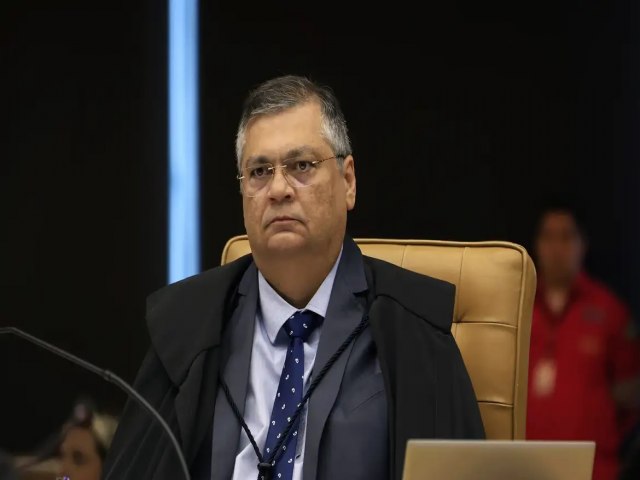 ACABOU A FARRA! Dino determina regras de transparncia para emendas parlamentares