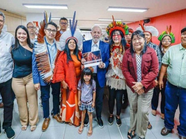 Lula se rene com indgenas do povo Guarani Kaiow no Mato Grosso do Sul