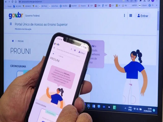 Prouni: pr-selecionados devem apresentar documentao at quarta-feira