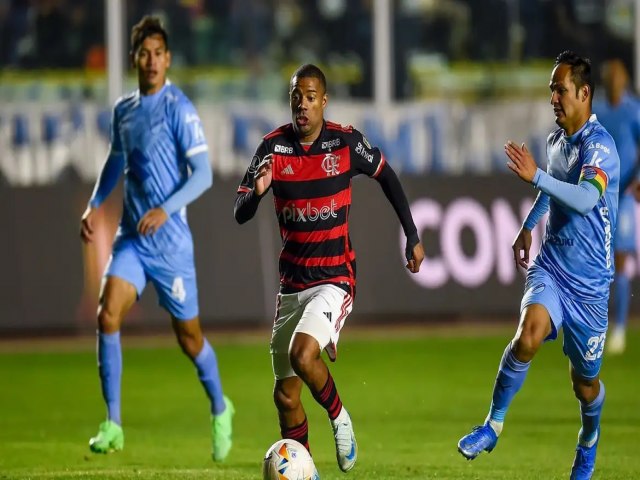 Flamengo avana na Libertadores mesmo com derrota para o Bolvar